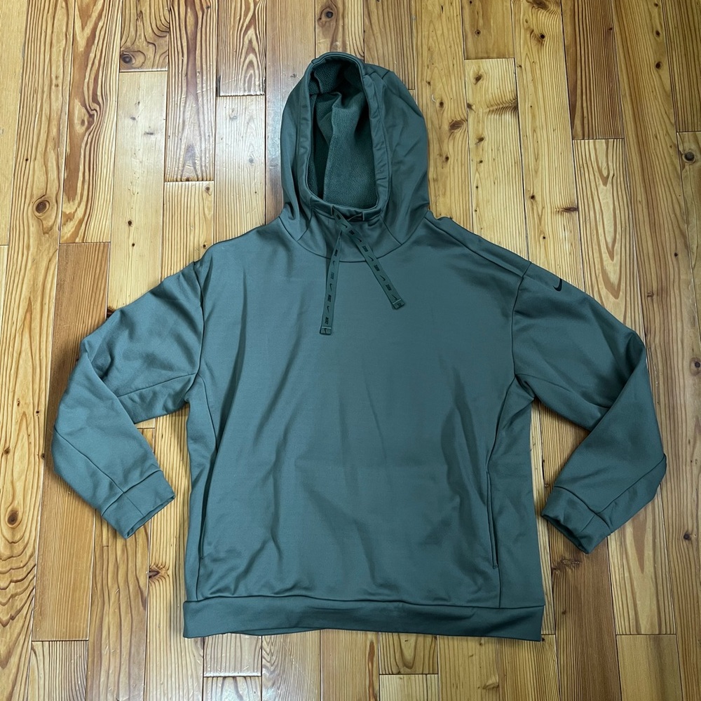 Nike fleece hoodie Women’s size small